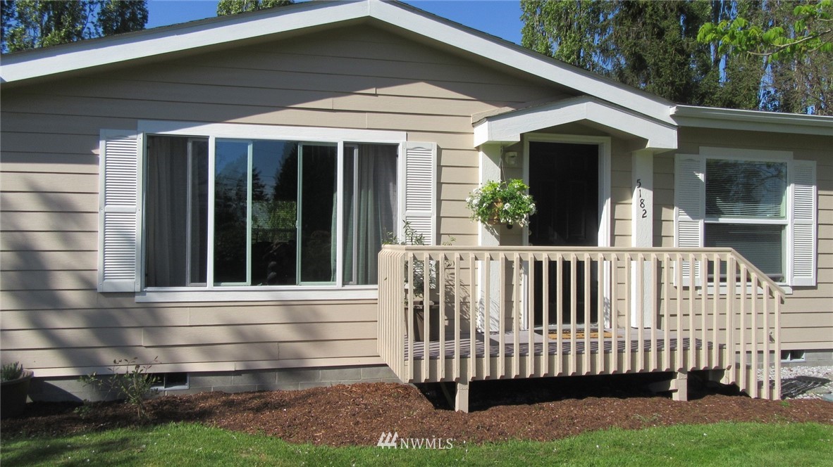 5182 Anderson Road Blaine, WA 98230 - Photo 7 of 40 Gallery Image 7