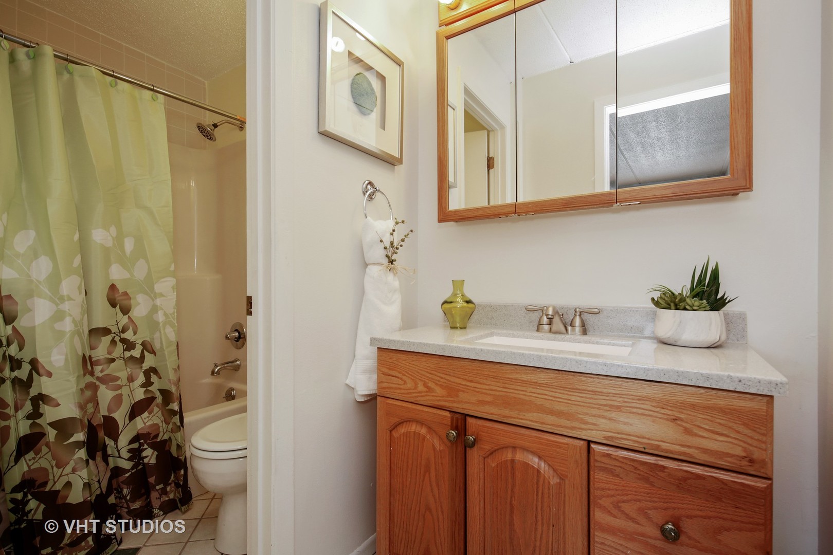 505 Kenneth Circle Elgin, IL 60120 - Photo 8 of 10