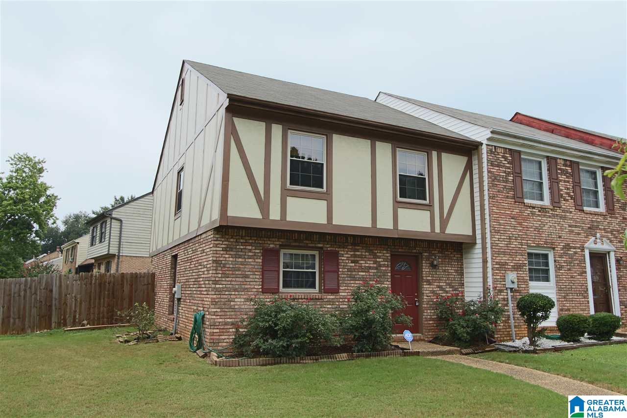 712 Cahaba Manor Trail Pelham, AL 35124 - Photo 1 of 16