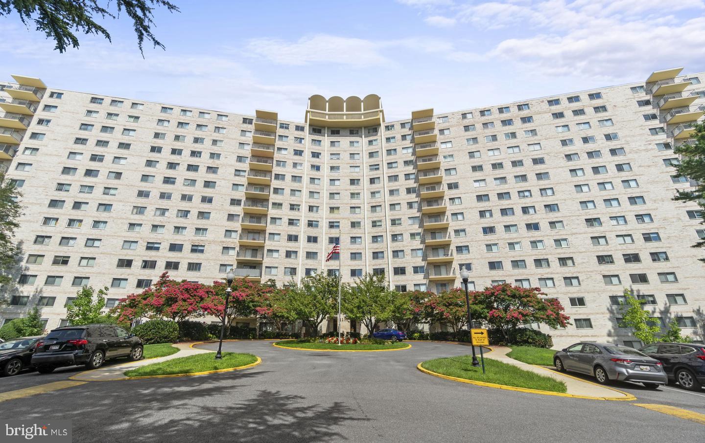 1111 University Boulevard West, Unit 1214A Silver Spring, MD 20902 - Photo 1 of 24 a city view