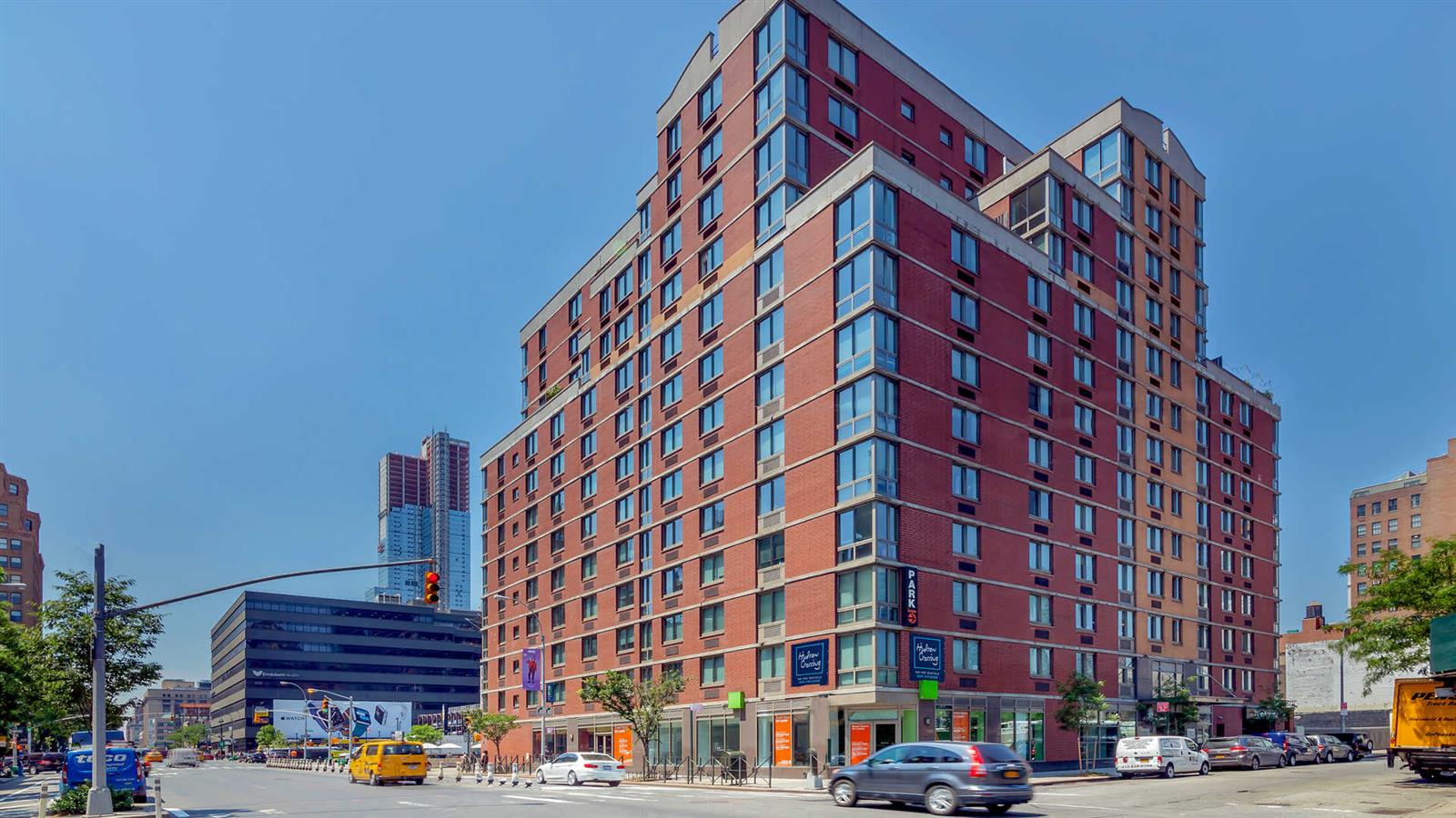 400 West 37th Street, Unit 15F Manhattan, NY 10018 - Photo 10 of 10 a front view of a building