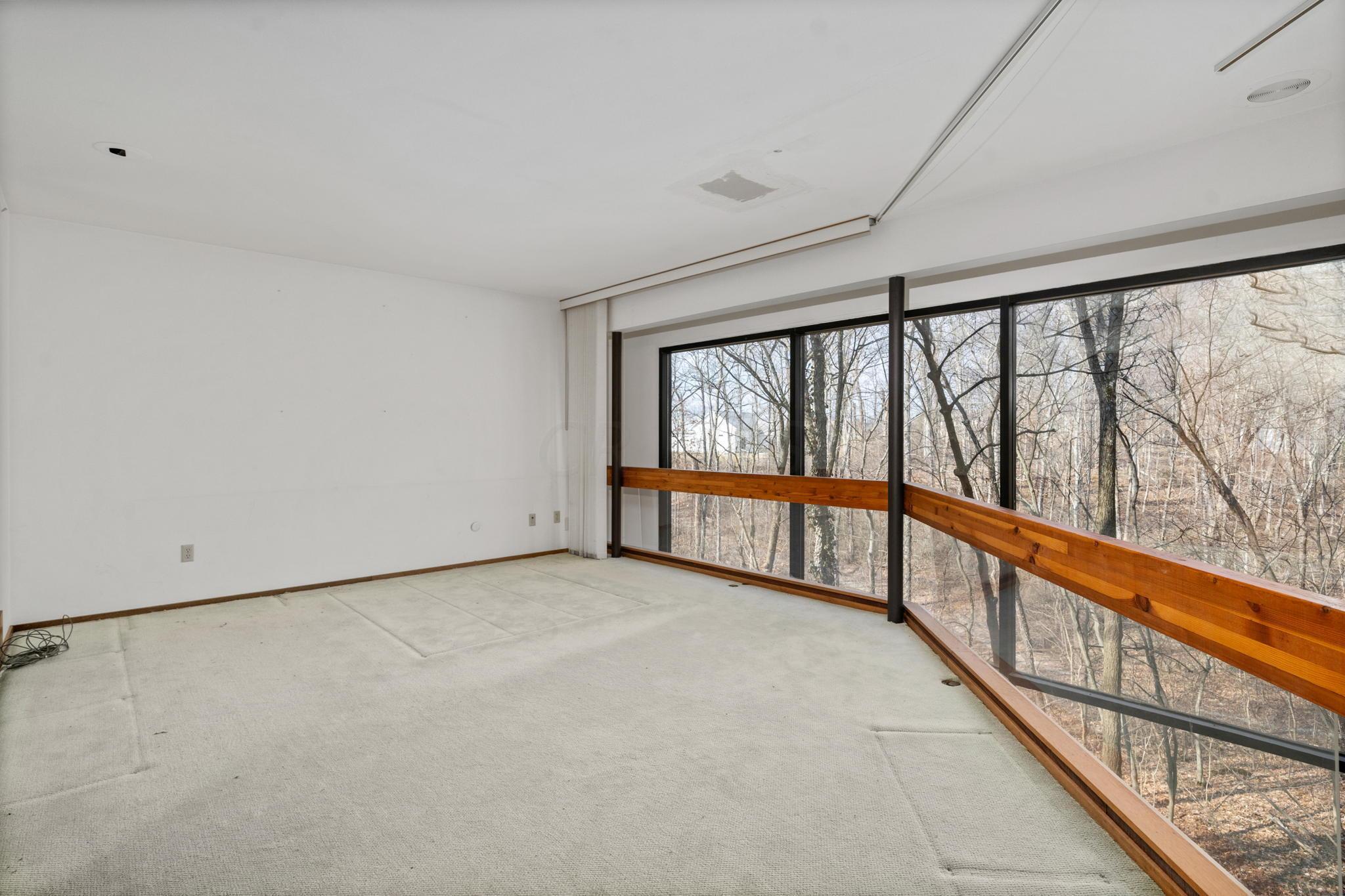 4207 Clotts Road Columbus, OH 43230 - Photo 34 of 54 31-web-or-mls-DSC03359
