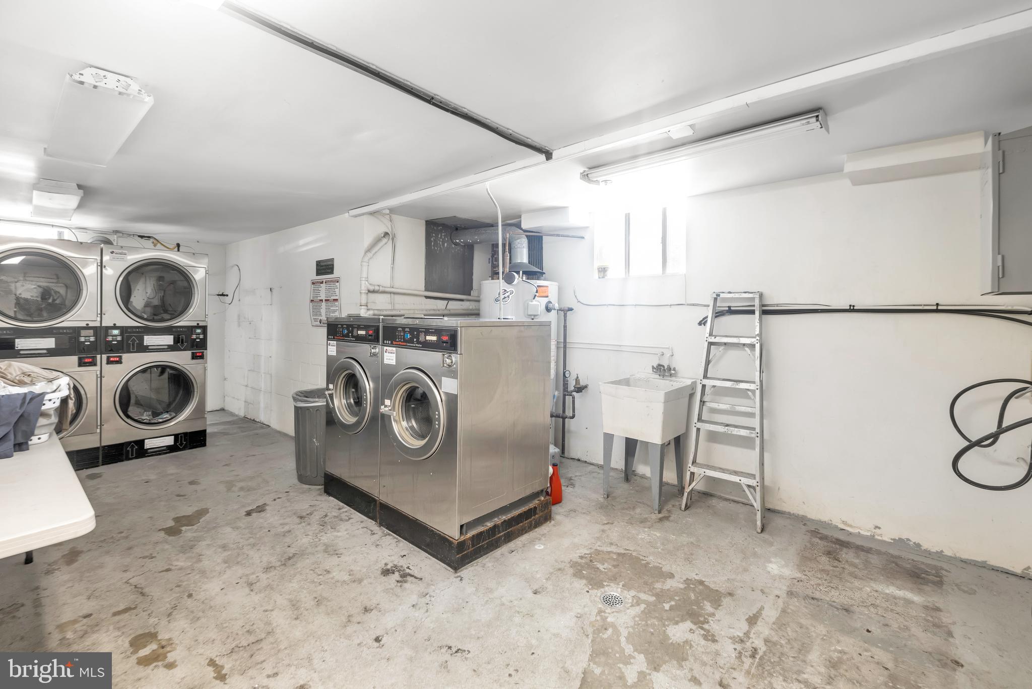 2633 Adams Mill Road Northwest, Unit 201 Washington, DC 20009 - Photo 20 of 41