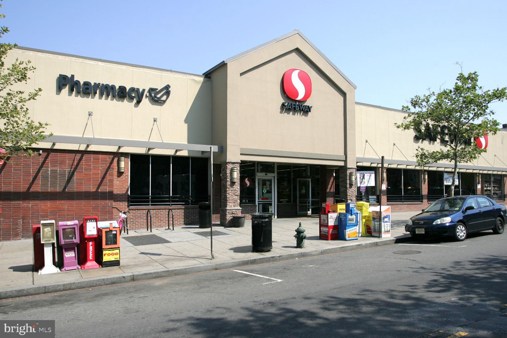 2633 Adams Mill Road Northwest, Unit 201 Washington, DC 20009 - Photo 30 of 41