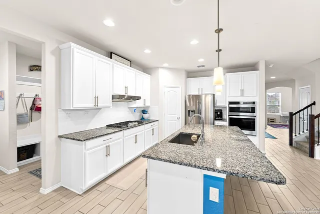 $425,000 | 314 Aberdeen, Boerne, TX 78015