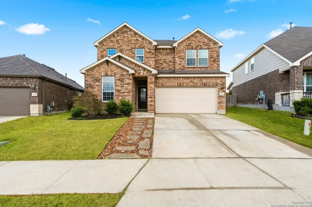 $425,000 | 314 Aberdeen, Boerne, TX 78015