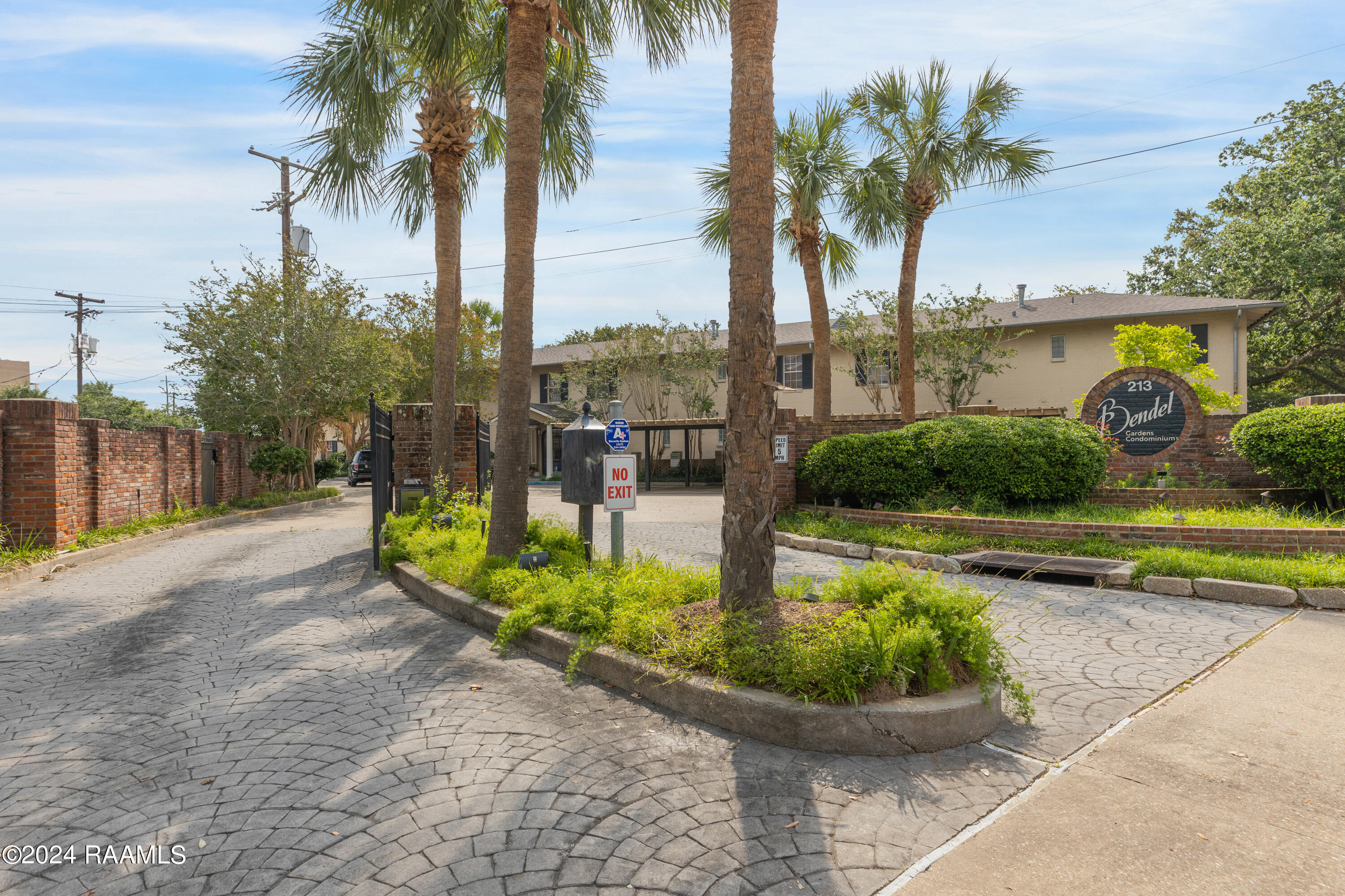 213 Bendel Road, Unit 203 Lafayette, LA 70503 - Photo 19 of 28 213 Bendel Rd #203-19