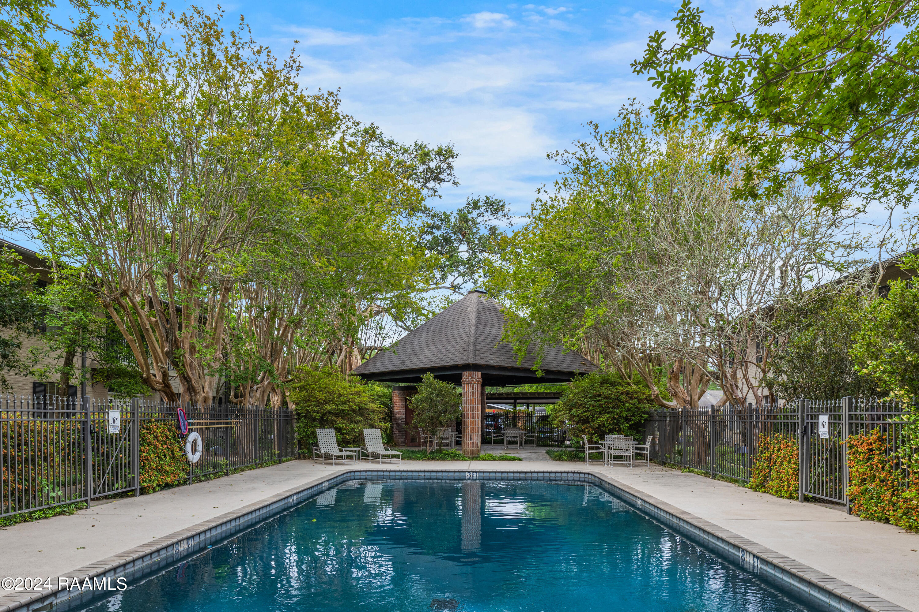 213 Bendel Road, Unit 203 Lafayette, LA 70503 - Photo 21 of 28 Bendel Gardens Stock 2