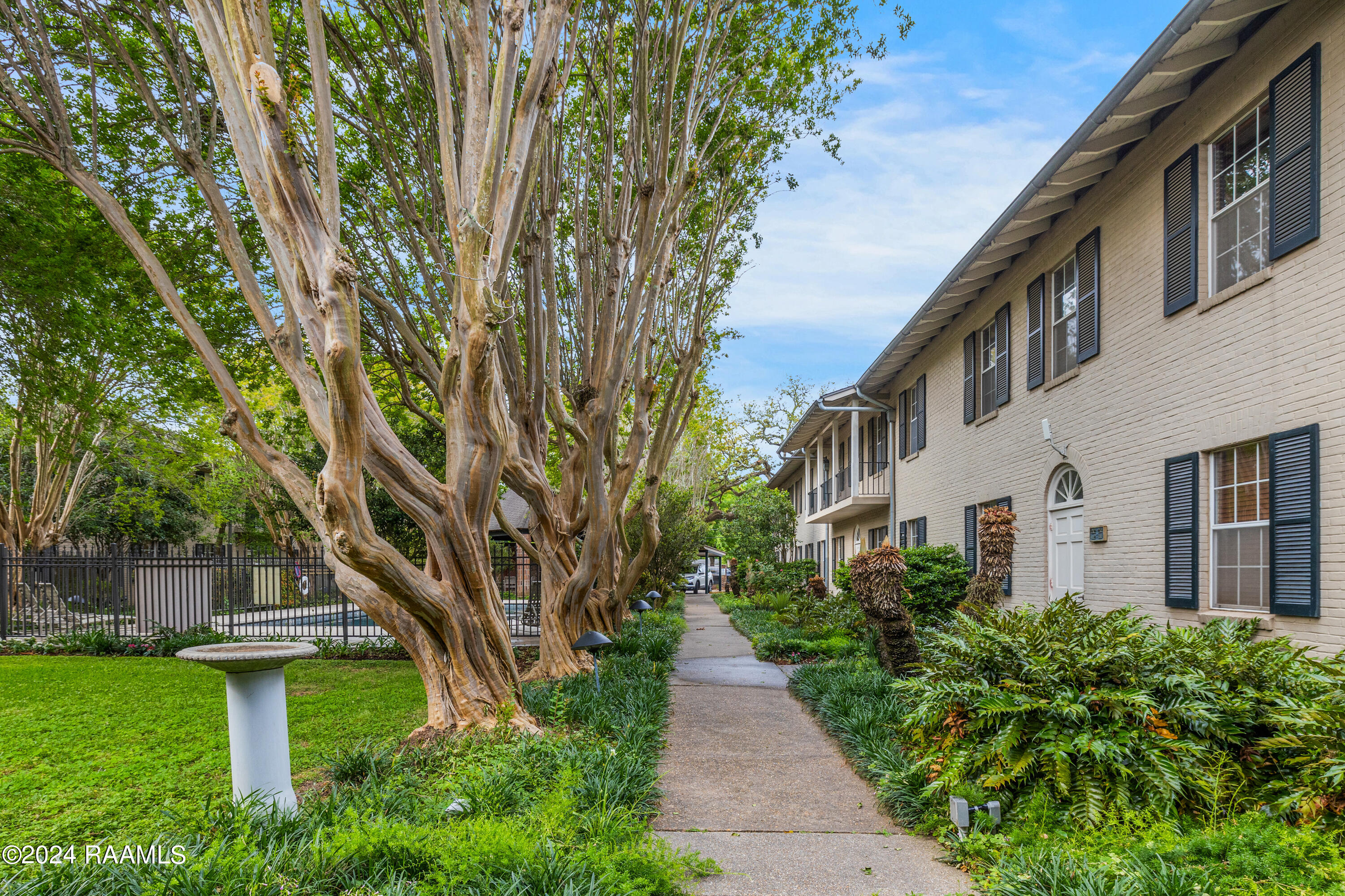 213 Bendel Road, Unit 203 Lafayette, LA 70503 - Photo 24 of 28 Bendel Gardens Stock 5