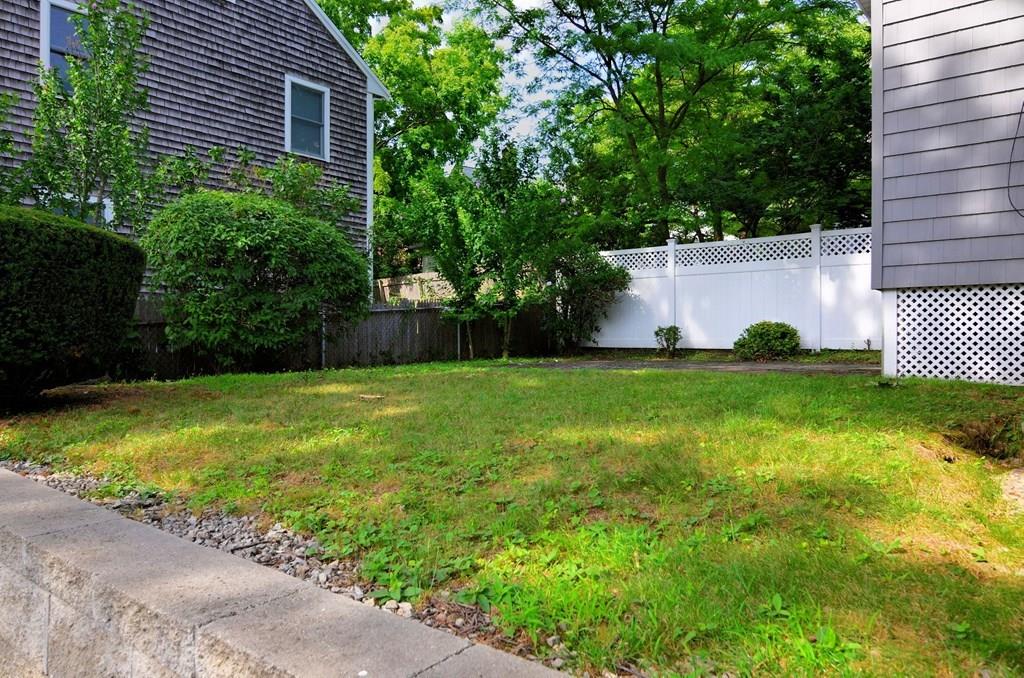 7 Crest Street Quincy, MA 02169 - Photo 4 of 29 Gallery Image 4