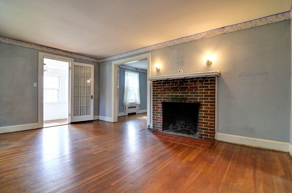 7 Crest Street Quincy, MA 02169 - Photo 8 of 29 Gallery Image 8