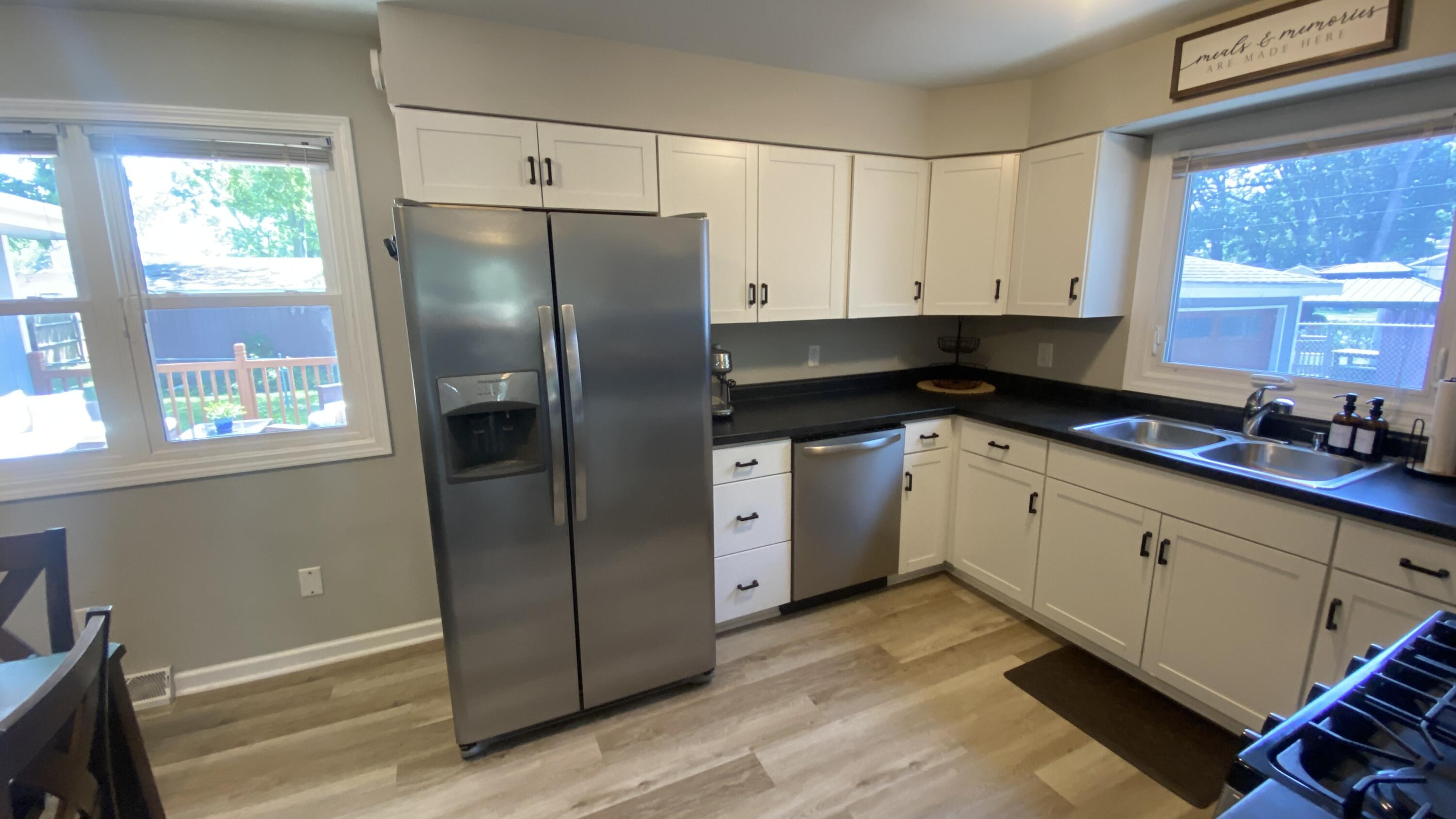 703 West North Street Crown Point, IN 46307 - Photo 23 of 85 3000x1687