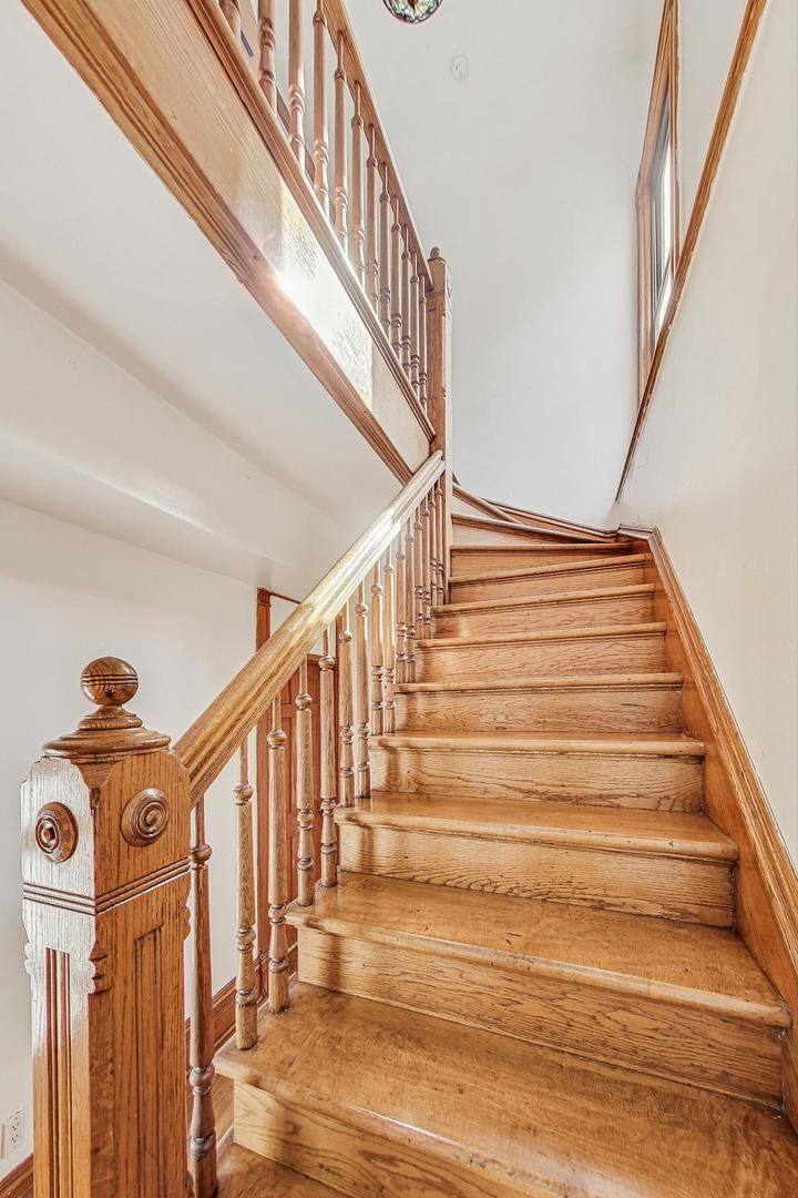 2021 West Haddon Avenue Chicago, IL 60622 - Photo 2 of 47
