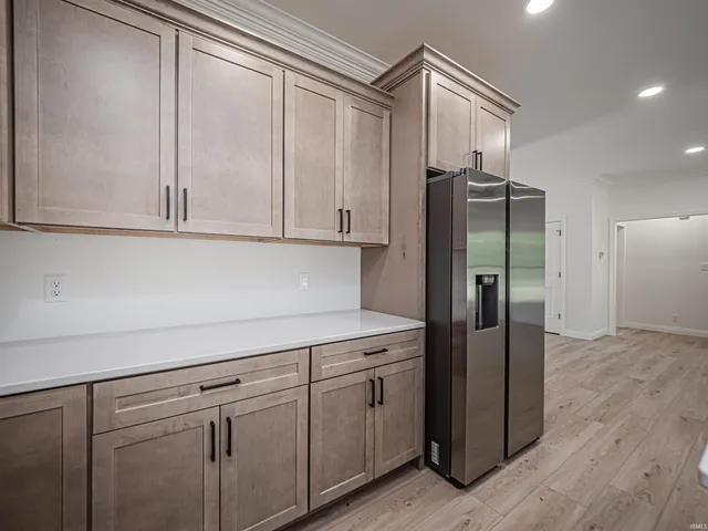 $479,900 | 3581 Sand Drive, Newburgh, IN 47630