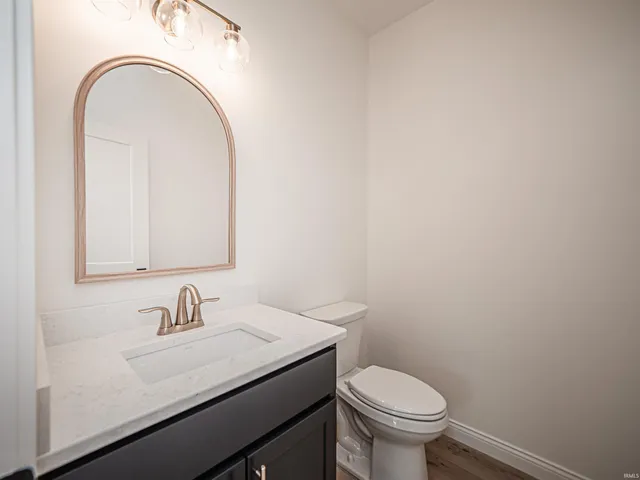 $479,900 | 3581 Sand Drive, Newburgh, IN 47630