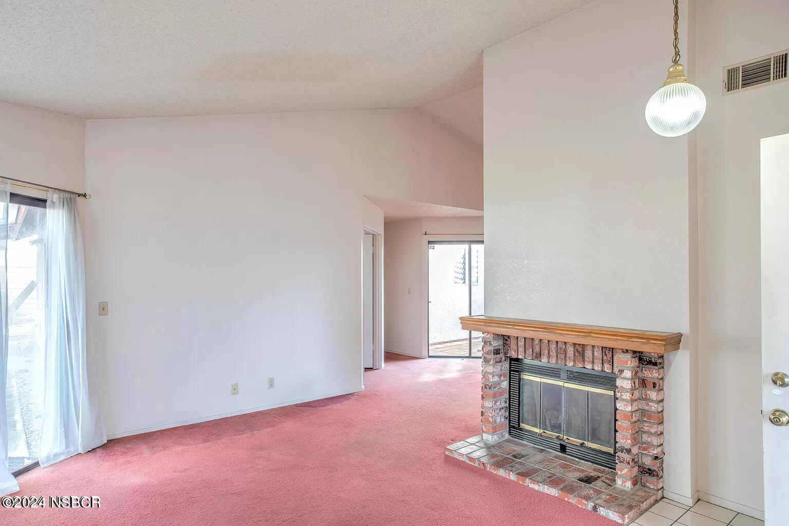 1352 Viola Way Lompoc, CA 93436 - Photo 5 of 30 5 living room empty