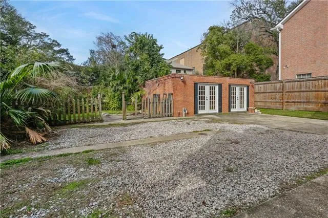 $2,100 | 508 North Labarre Road, Unit B, Metairie, LA 70001