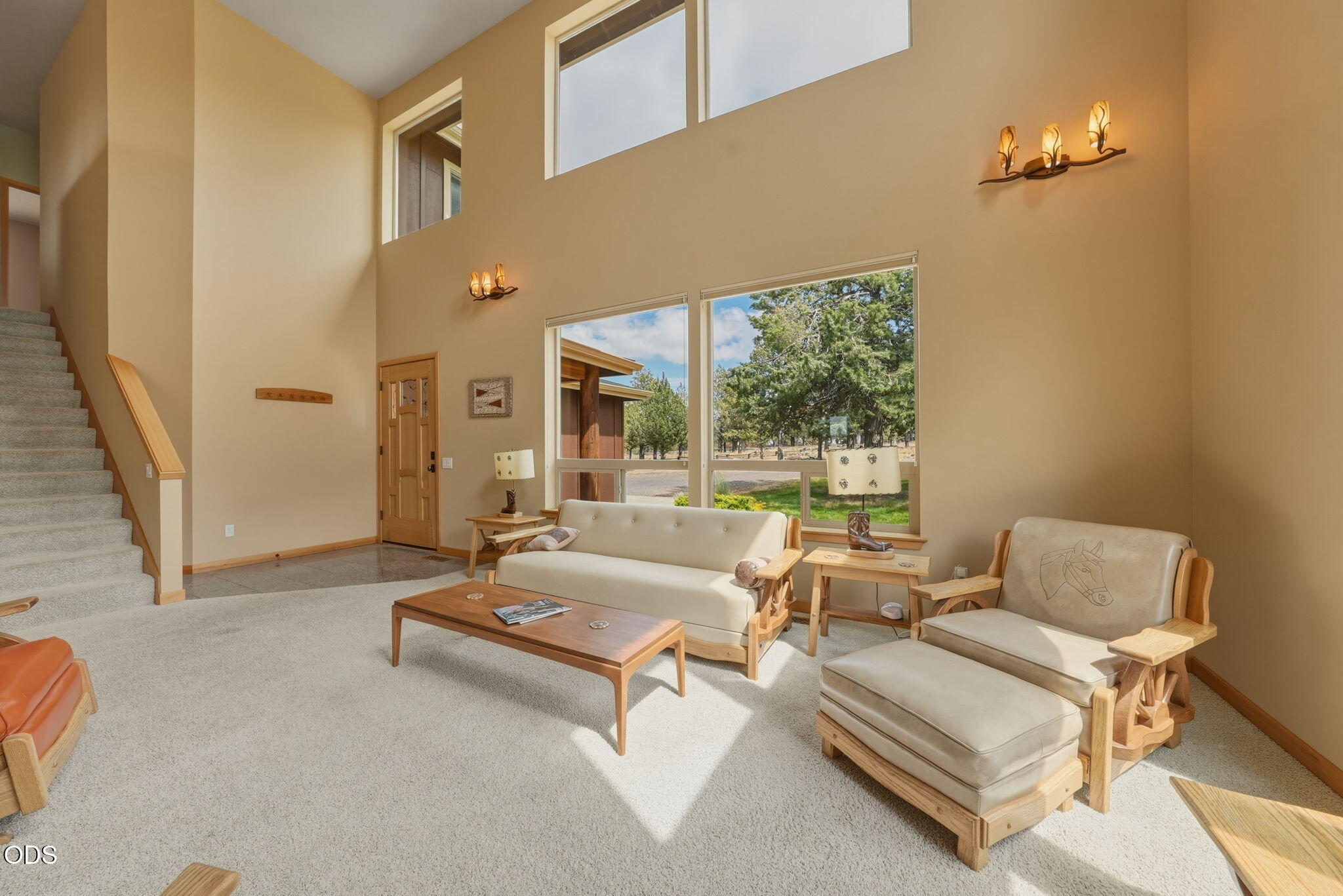 70275 Club Road Sisters, OR 97759 - Photo 5 of 61