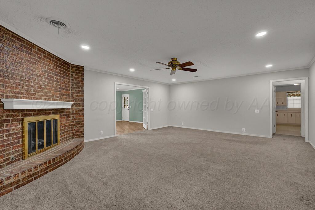 4428 Kingston Road Amarillo, TX 79109 - Photo 3 of 24 living room 1
