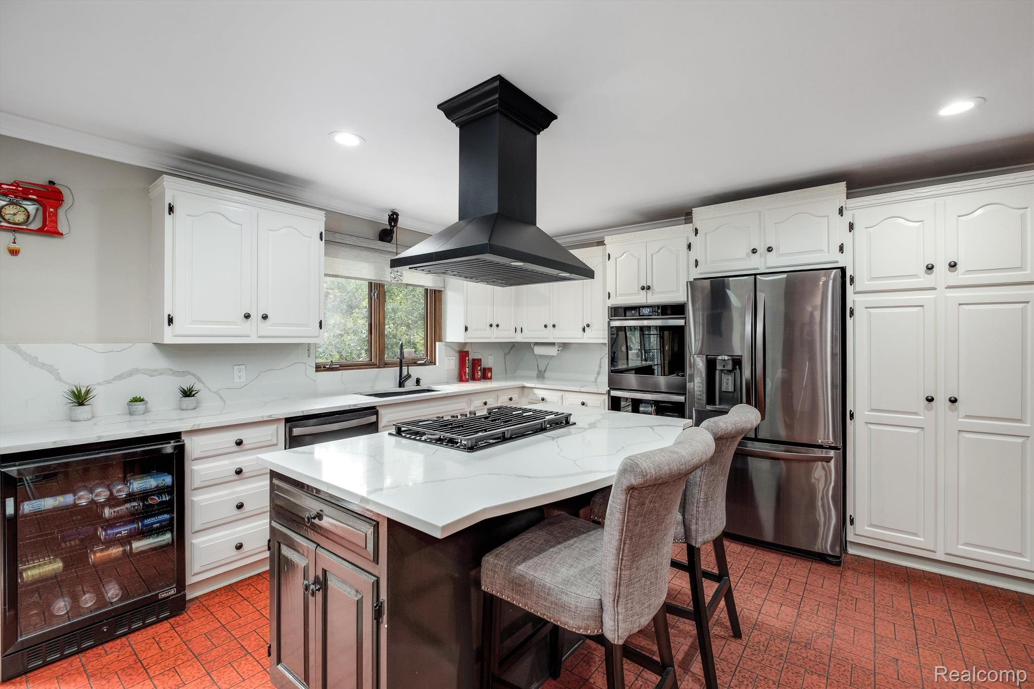 5262 North Livernois Road Rochester, MI 48306 - Photo 8 of 65 Updated kitchen with stainless appliances included