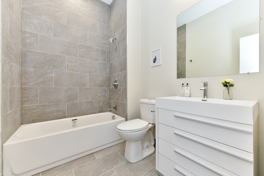 87 Parker Street, Unit 402 Chelsea, MA 02150 - Photo 9 of 25