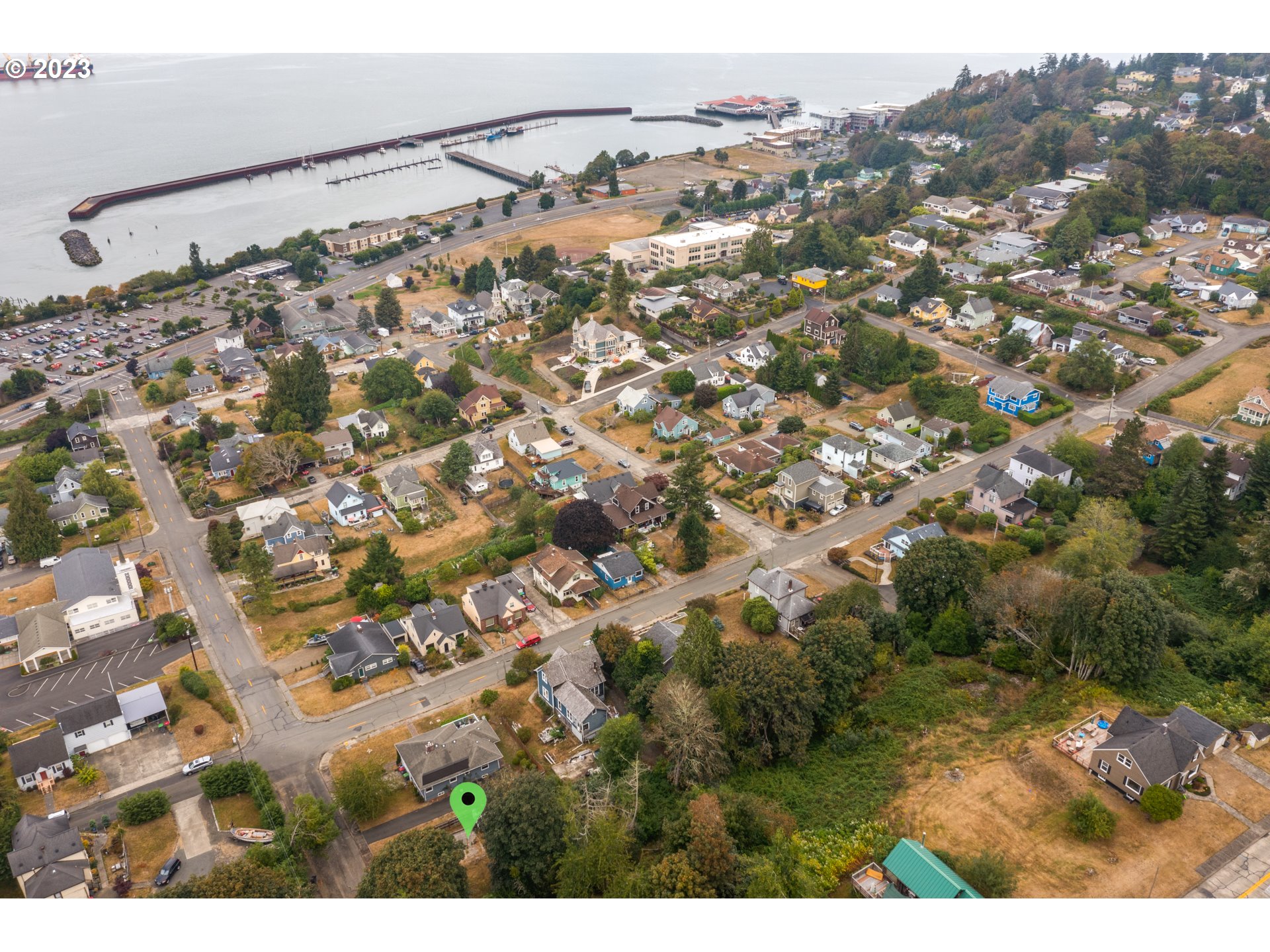 836 33rd Street Astoria, OR 97103 - Photo 11 of 11 a view of a yard