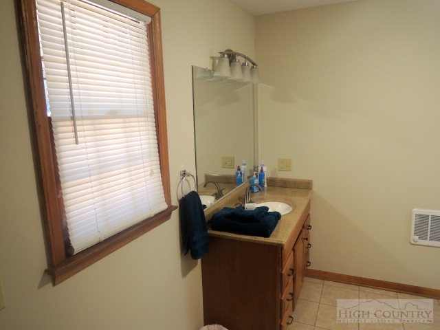 103 Tarleton Circle Boone, NC 28607 - Photo 5 of 13 Gallery Image 5