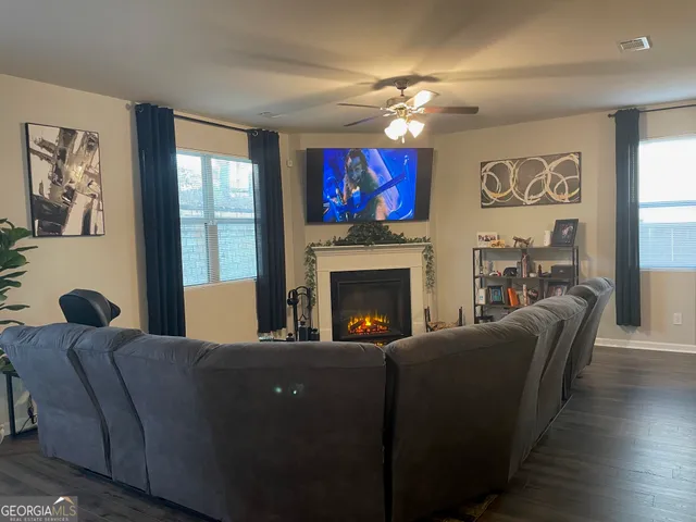 $329,999 | 1538 Woodvale Street, Hampton, GA 30228