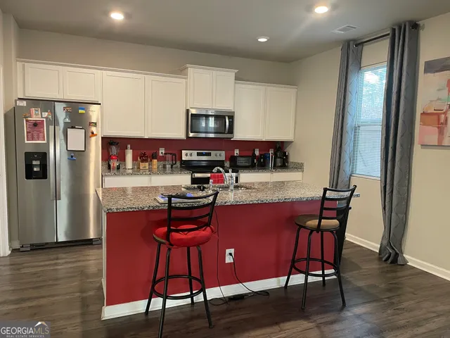 $329,999 | 1538 Woodvale Street, Hampton, GA 30228