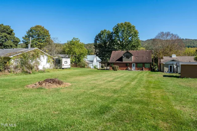 $294,500 | 401 North Church Street, Mountain City, TN 37683