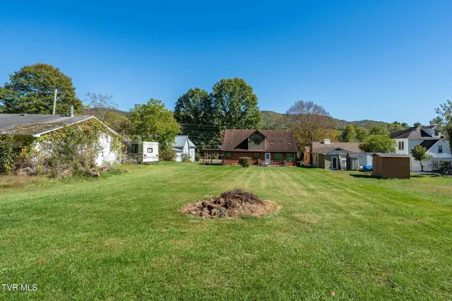 $294,500 | 401 North Church Street, Mountain City, TN 37683
