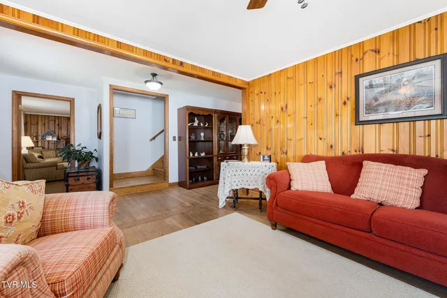 $294,500 | 401 North Church Street, Mountain City, TN 37683