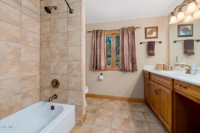 $294,500 | 401 North Church Street, Mountain City, TN 37683