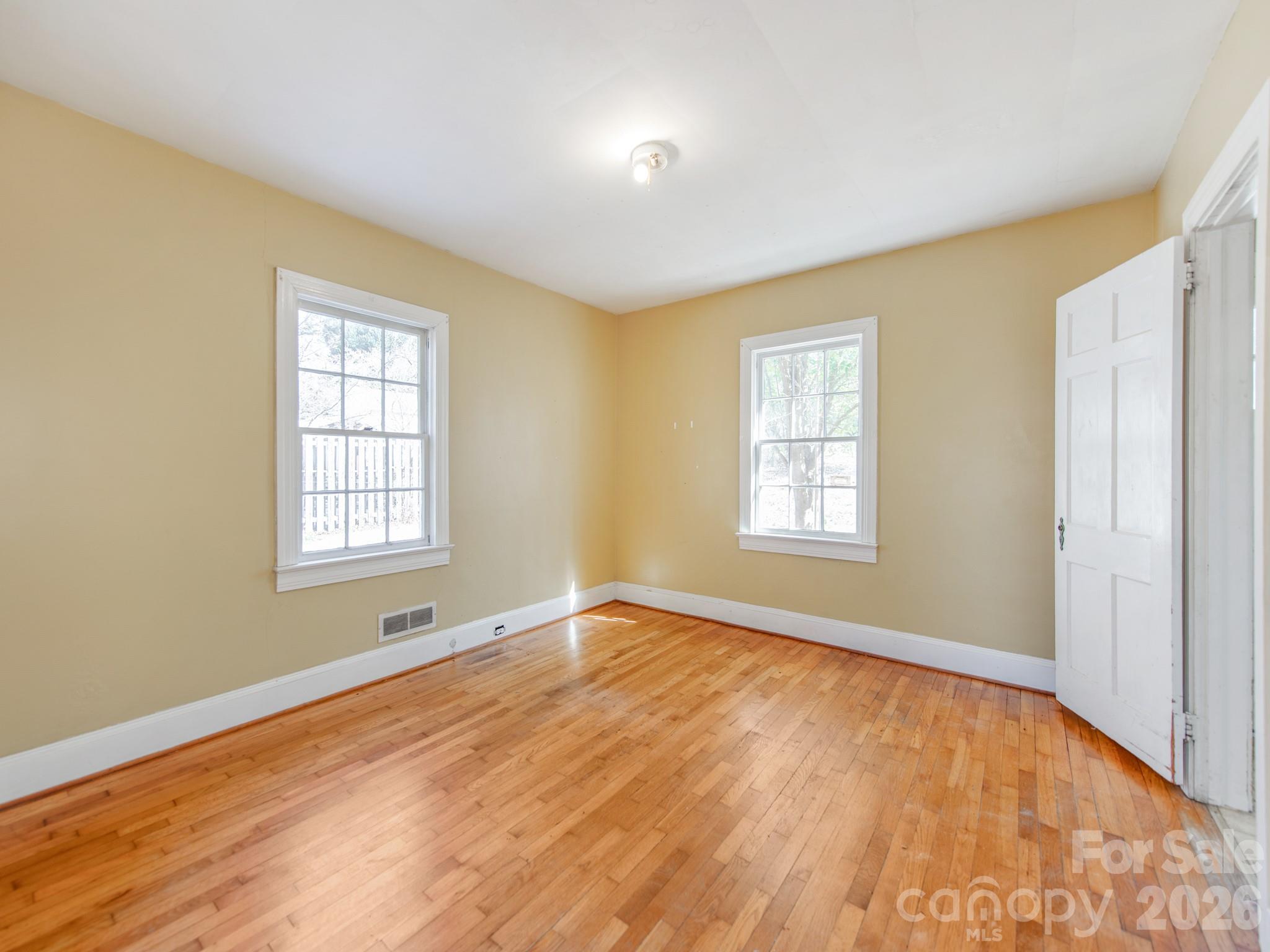 113 Falls Street Morganton, NC 28655 - Photo 14 of 32