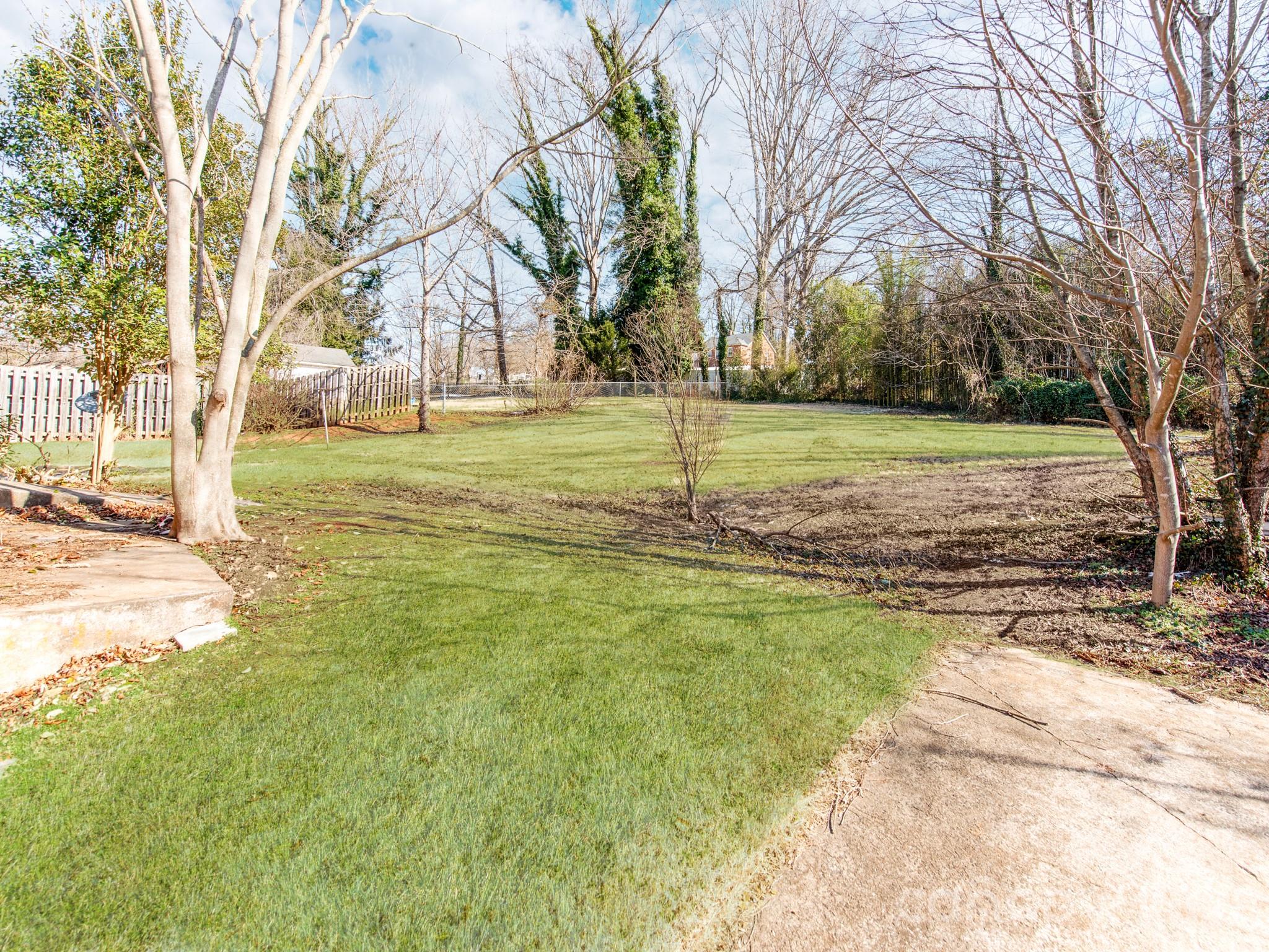 113 Falls Street Morganton, NC 28655 - Photo 26 of 32