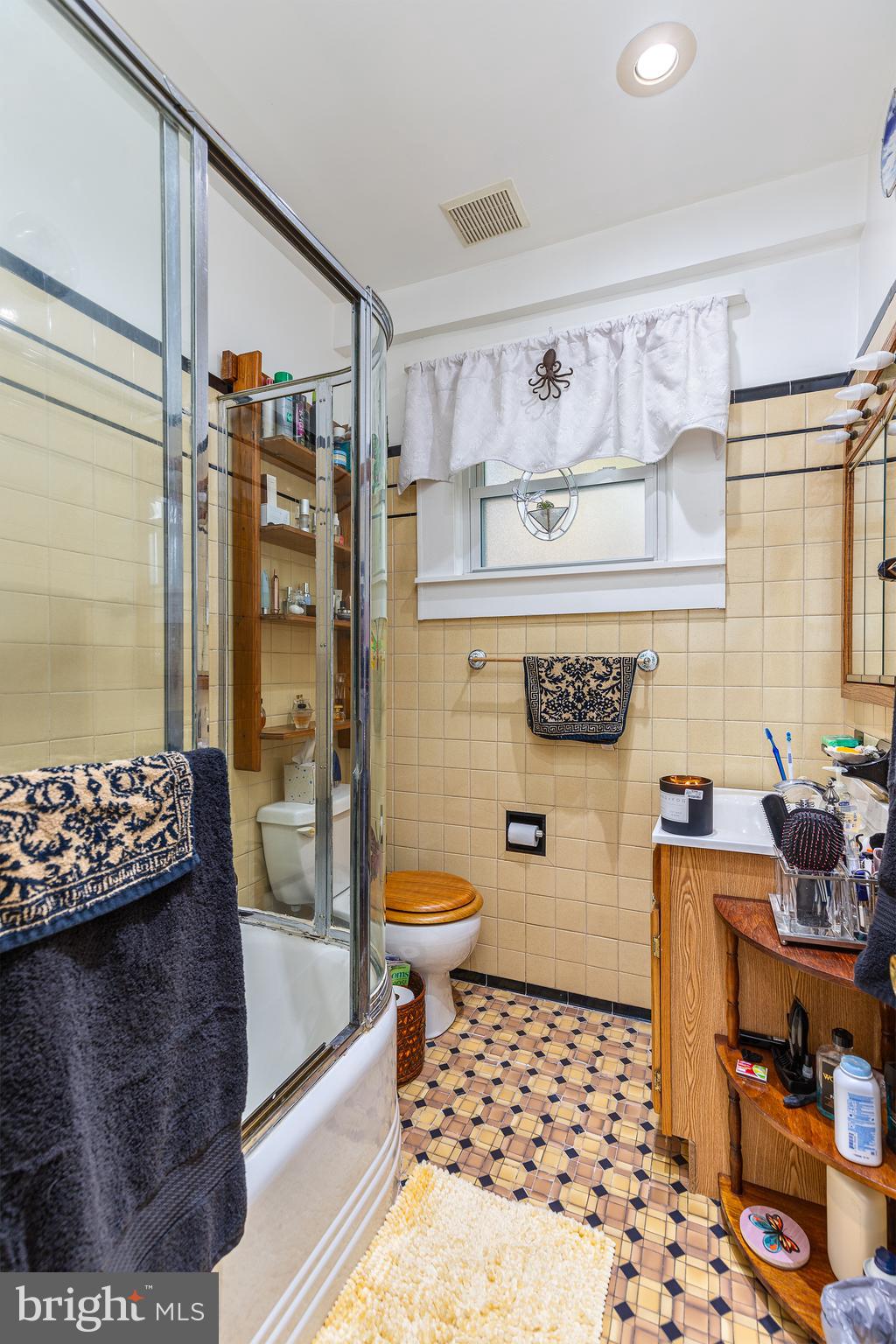 5620 Pilgrim Road Baltimore, MD 21214 - Photo 8 of 20 Gallery Image 8