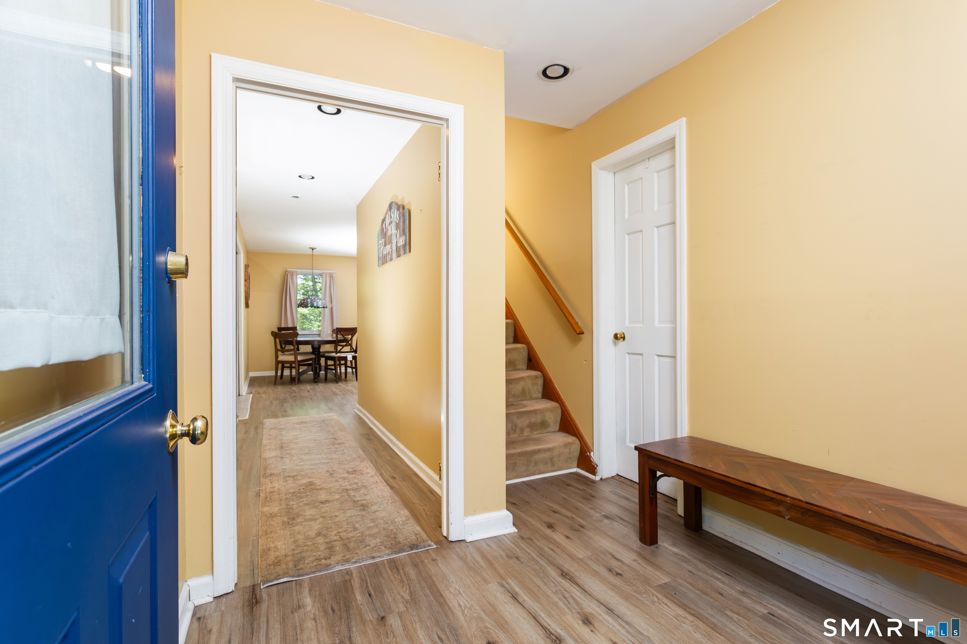 829 Scofieldtown Road Stamford, CT 06903 - Photo 5 of 34