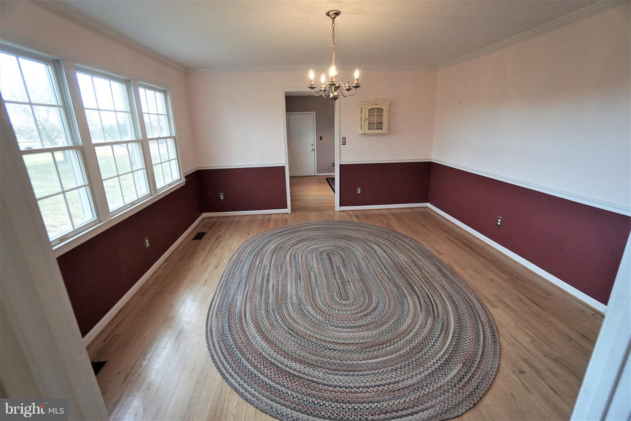 5940 Free State Road Marshall, VA 20115 - Photo 6 of 30 a bedroom with bed and window