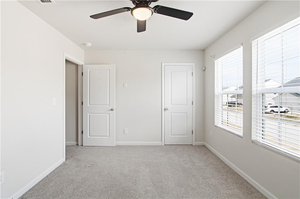 146 Maple Drive Milner, GA 30257 - Photo 4 of 33