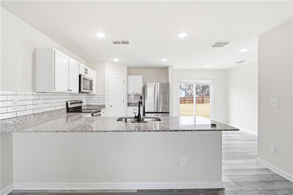 146 Maple Drive Milner, GA 30257 - Photo 10 of 33