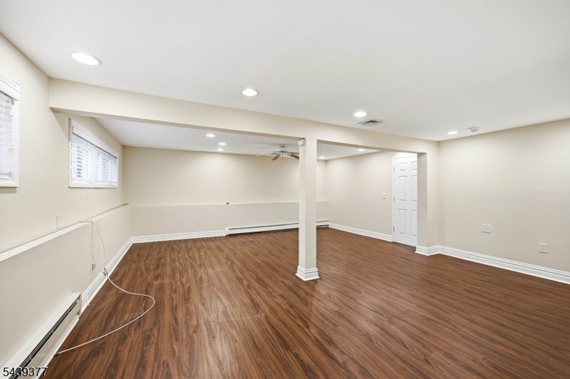47 Crossbrook Road Livingston, NJ 07039 - Photo 28 of 35