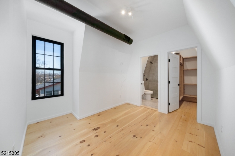 11 Washington Street, Unit B Montclair, NJ 07042 - Photo 23 of 29