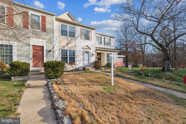 $2,750 | 13085 Carolyn Forest Drive, Woodbridge, VA 22192