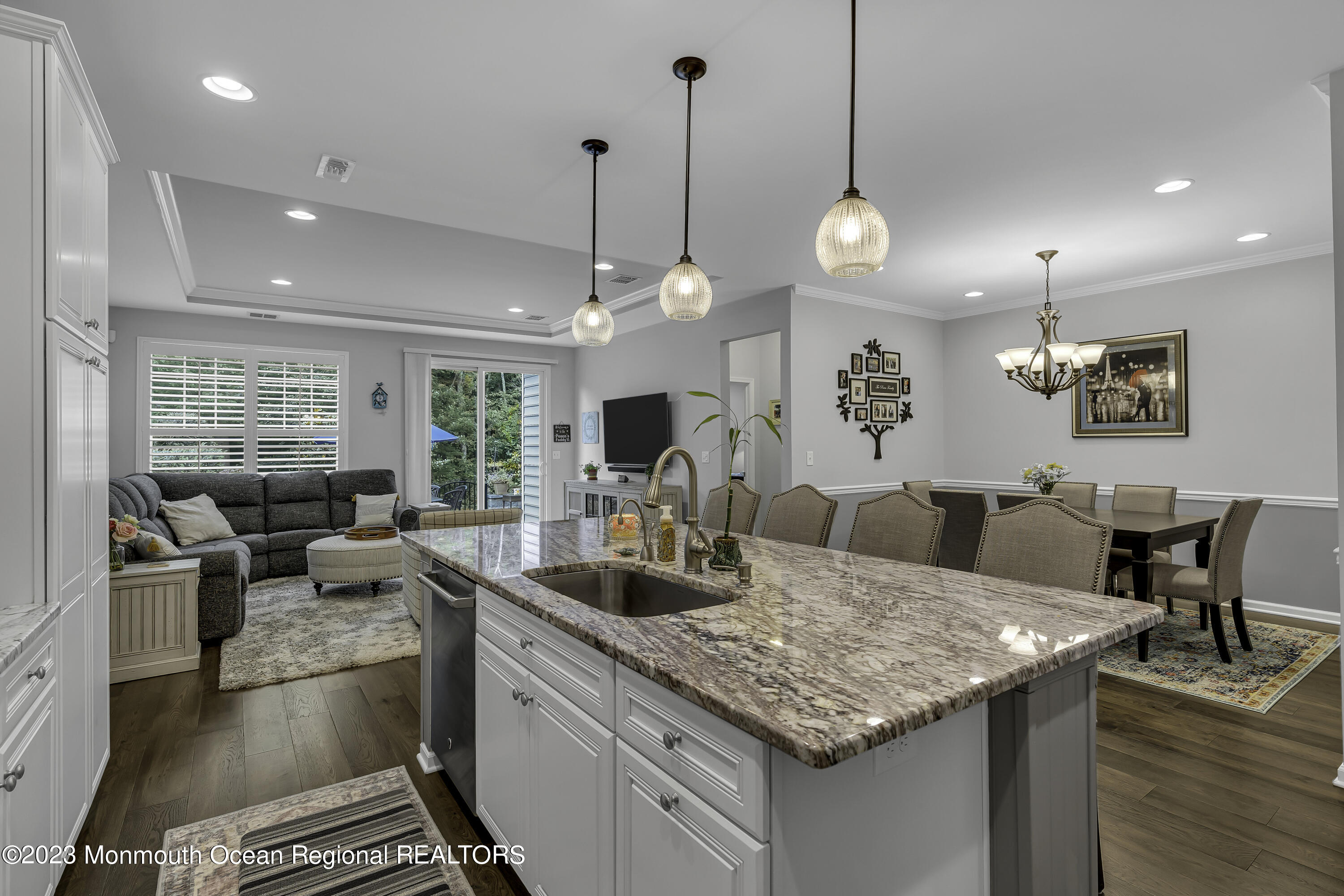 70 Harvest Ridge Road Howell, NJ 07731 - Photo 12 of 62 Center Island w/Pendant Lighting