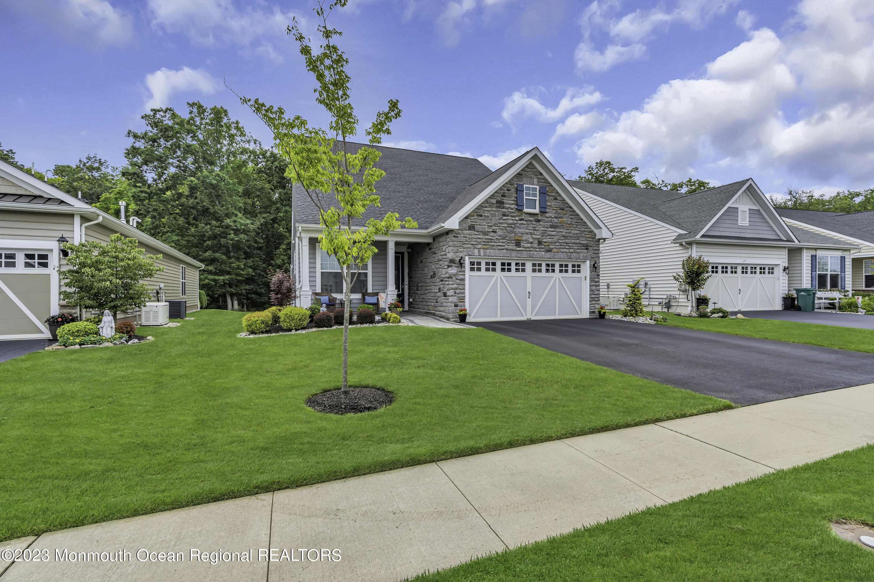 70 Harvest Ridge Road Howell, NJ 07731 - Photo 5 of 62 70 Harvest Ridge