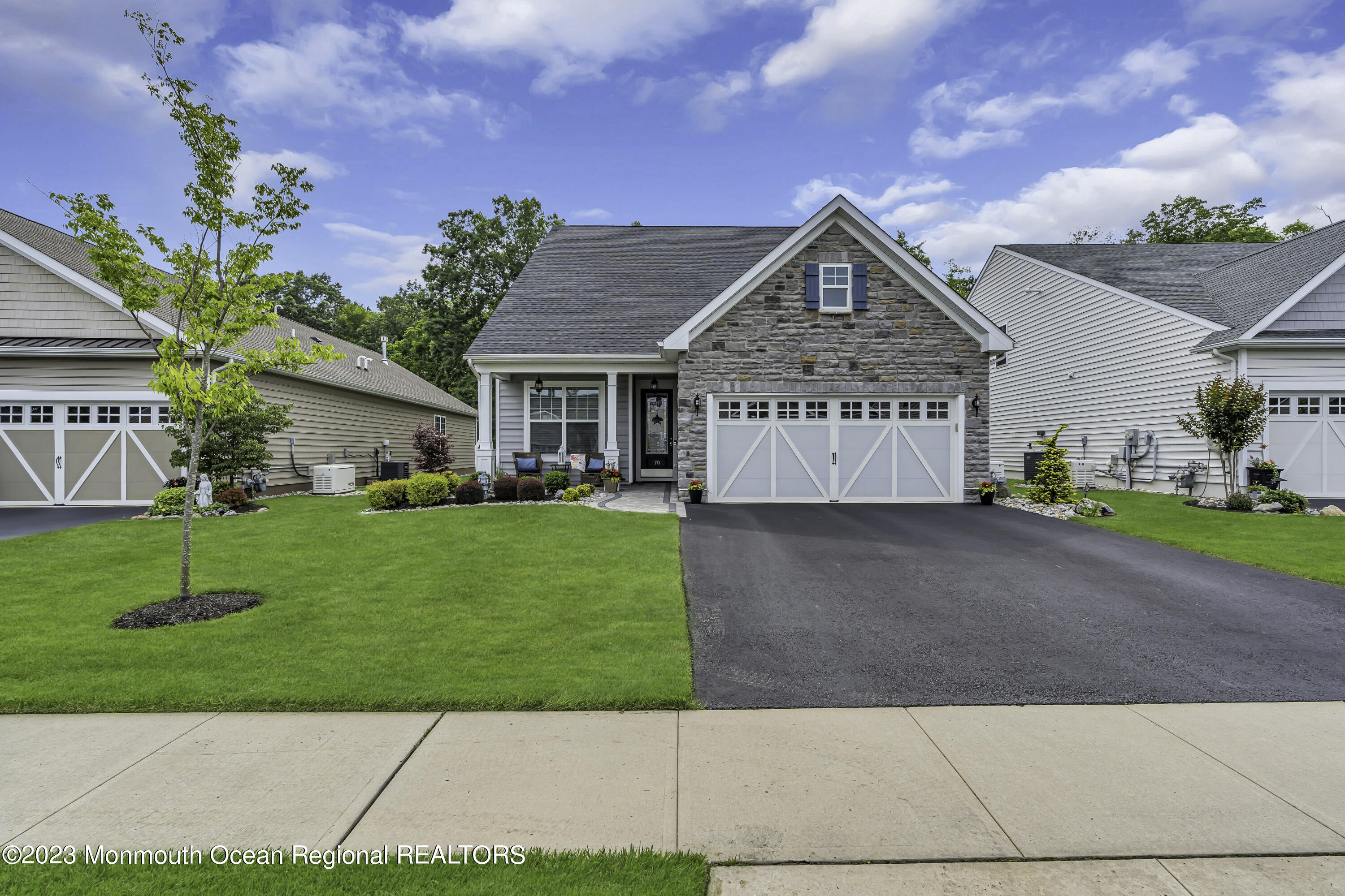 70 Harvest Ridge Road Howell, NJ 07731 - Photo 6 of 62 3 Bed 3 Full Bath