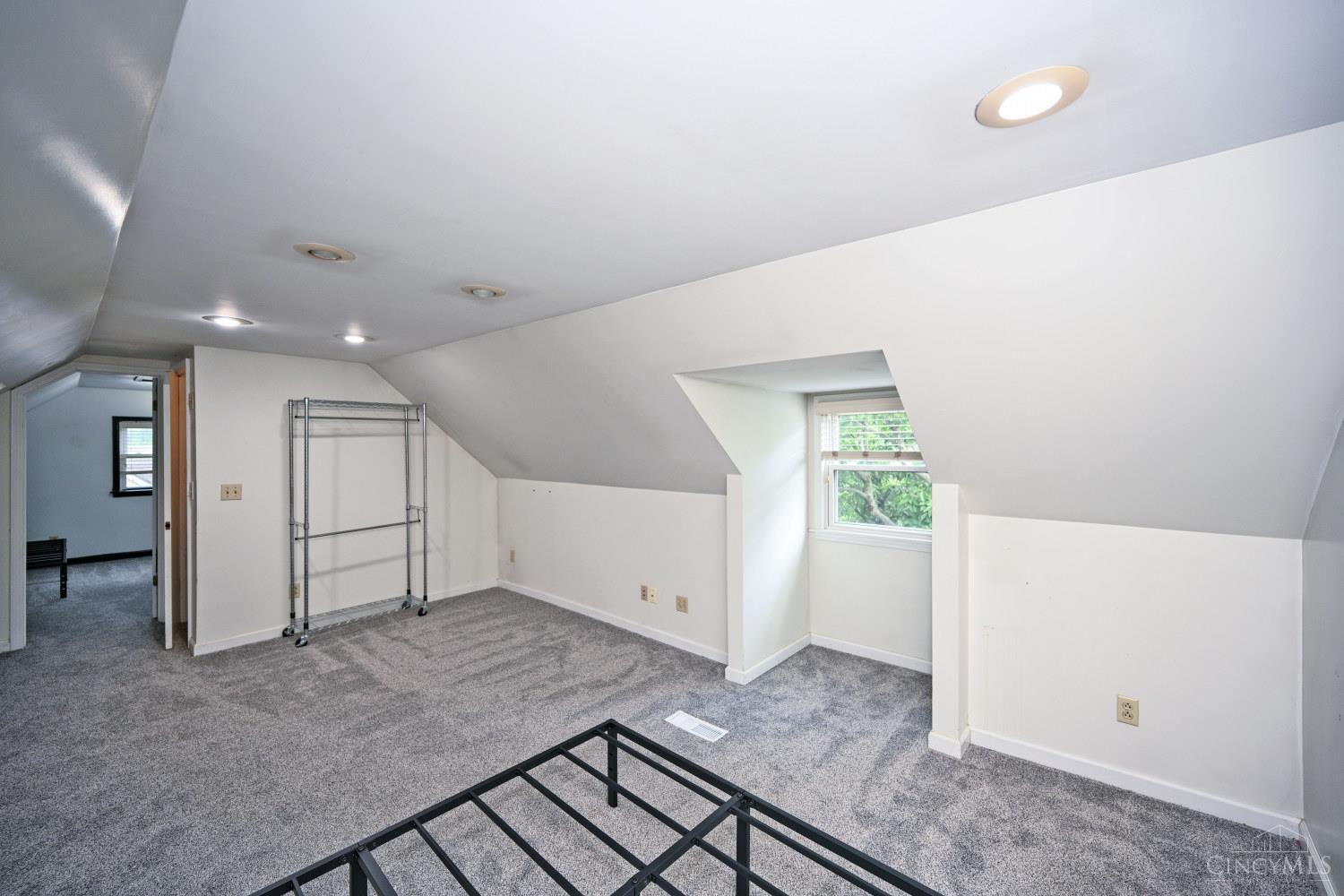 4176 Kugler Mill Road Cincinnati, OH 45236 - Photo 29 of 38