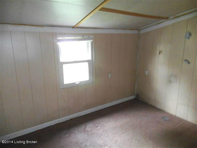 3119 Sunnyside Road Eminence, KY 40019 - Photo 9 of 12 DSCF7650 (Small)