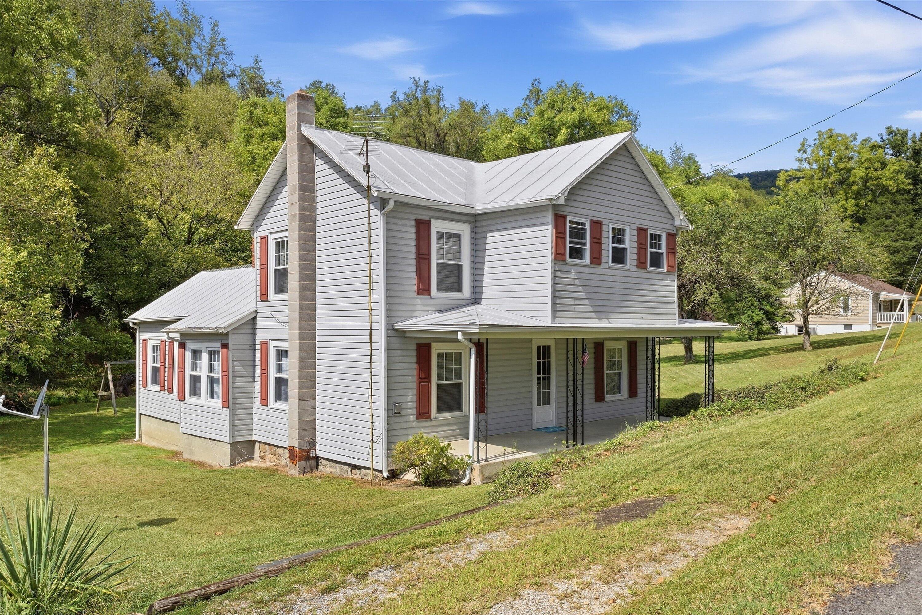 121 Branch Road Eagle Rock, VA 24085 - Photo 28 of 31 01-023_201A1775