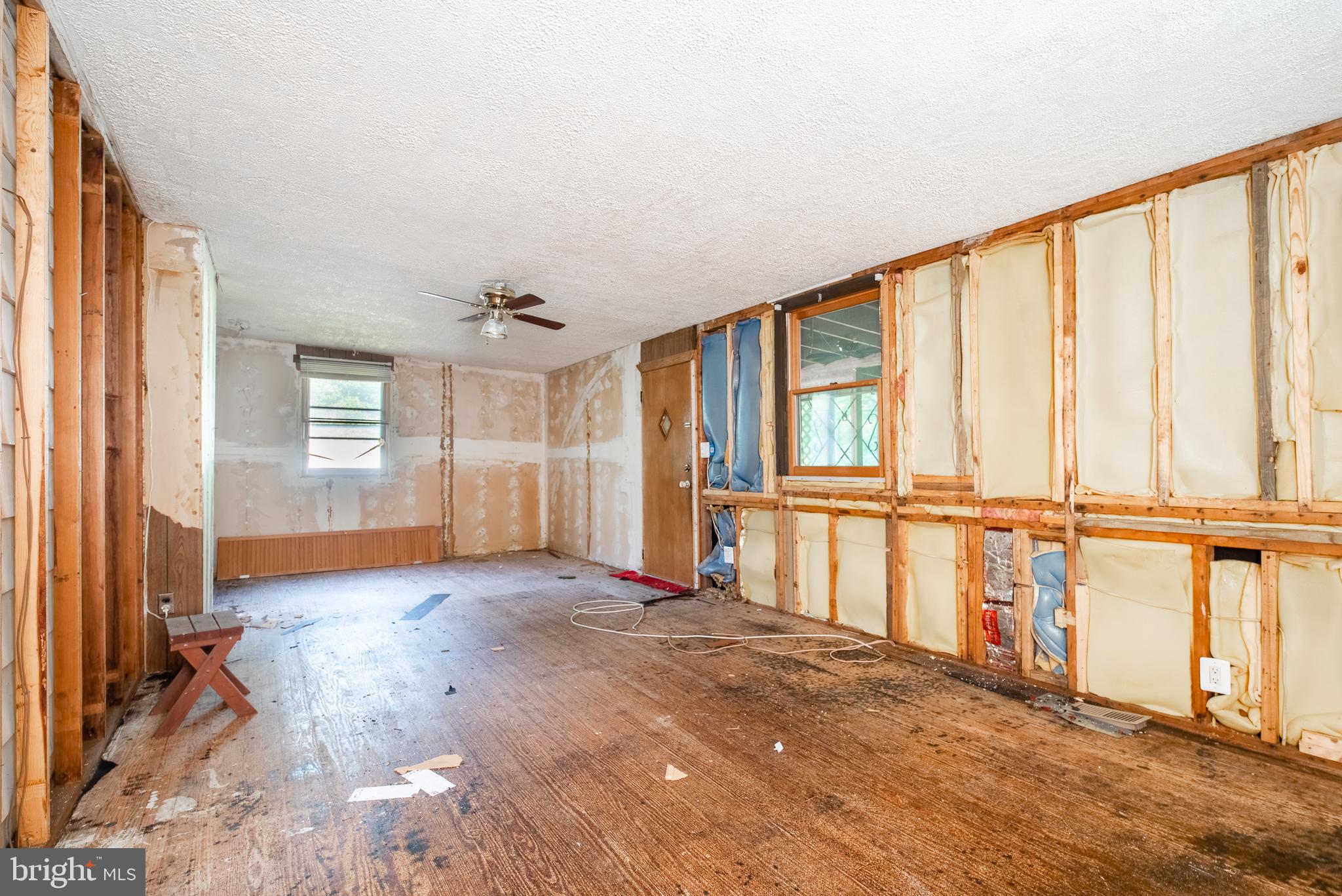 6333 Hillside Road Springfield, VA 22152 - Photo 7 of 29